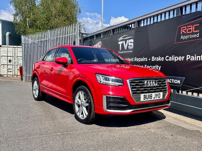 AUDI Q2